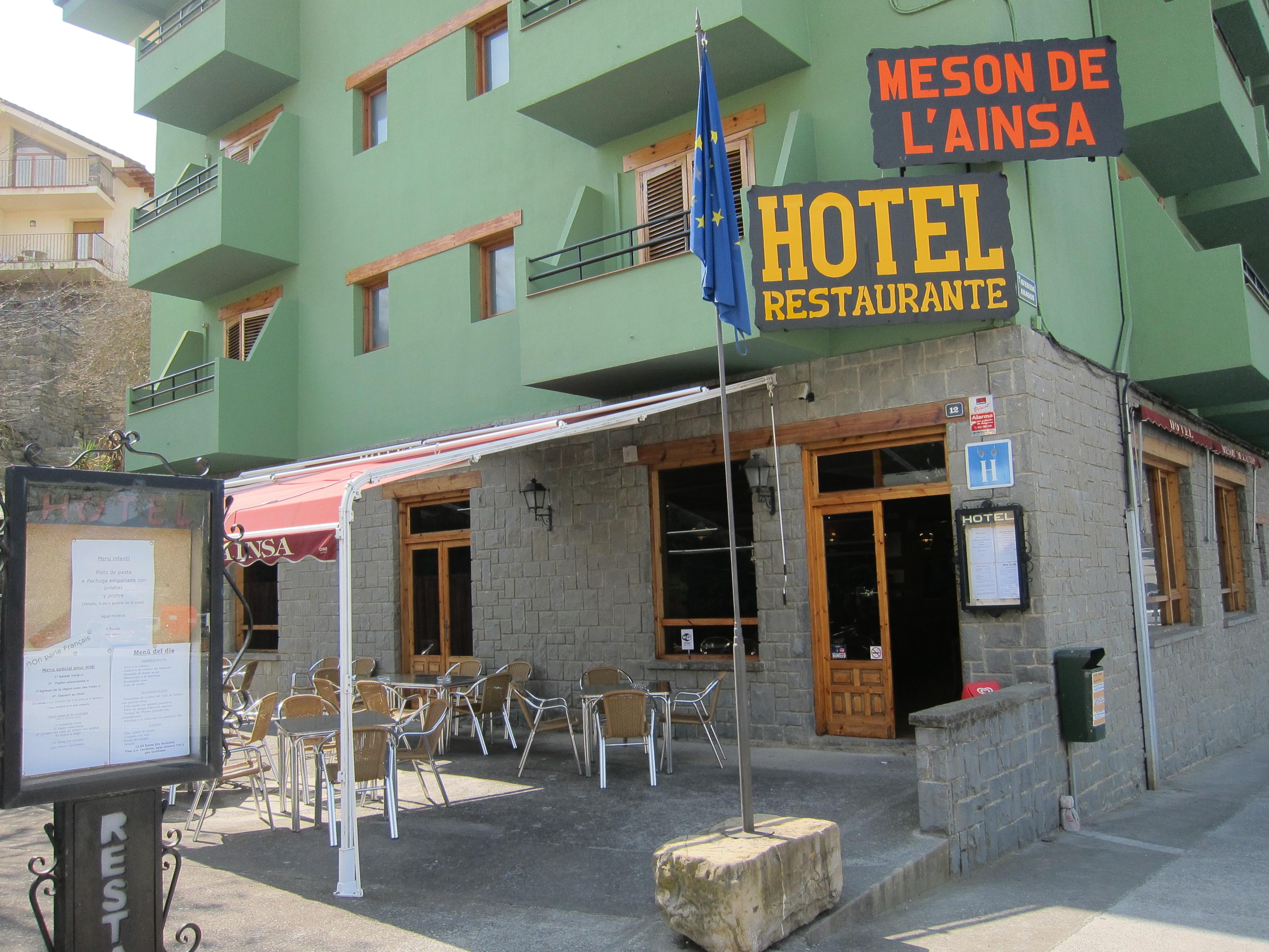Hotel Meson De L'아인사 외부 사진